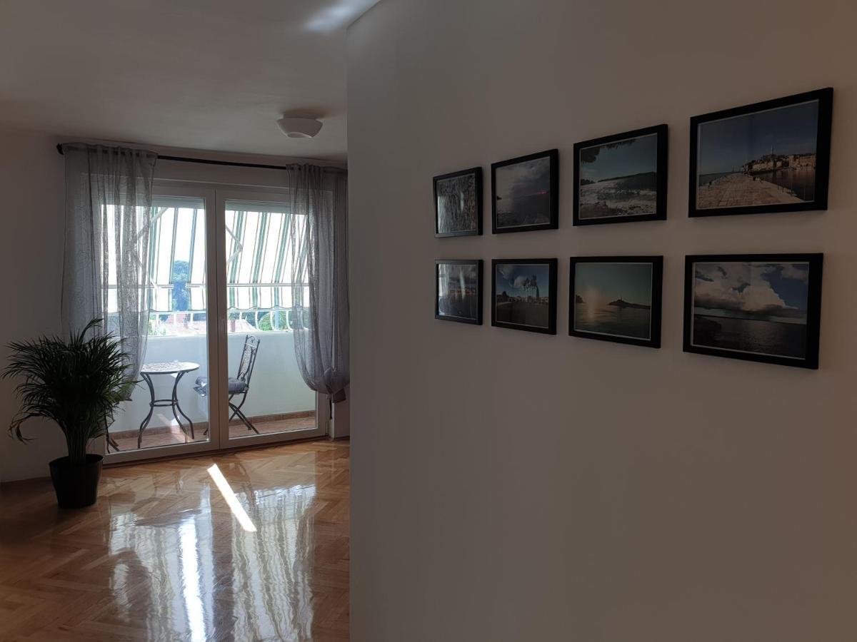 Apartment Maeistro By Privileggio Residence Rovinj Exterior photo
